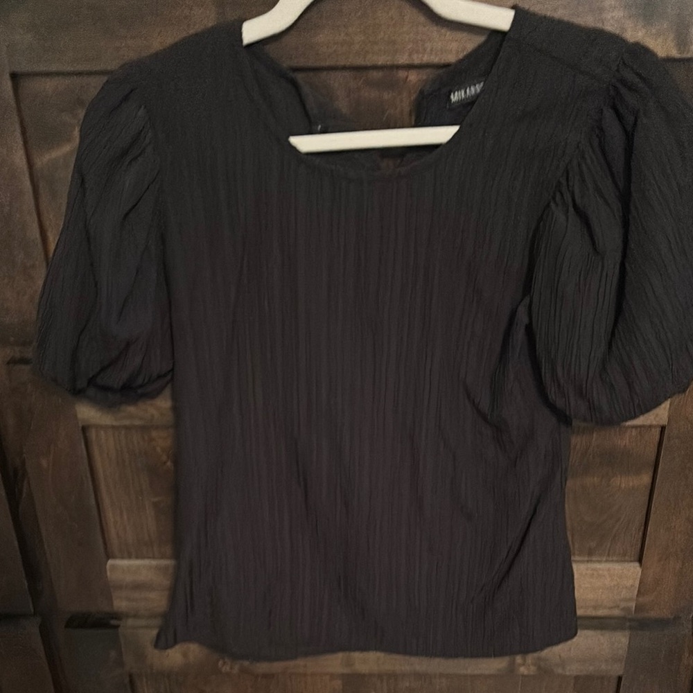 Mikarose Black Textured Puff Sleeve Blouse